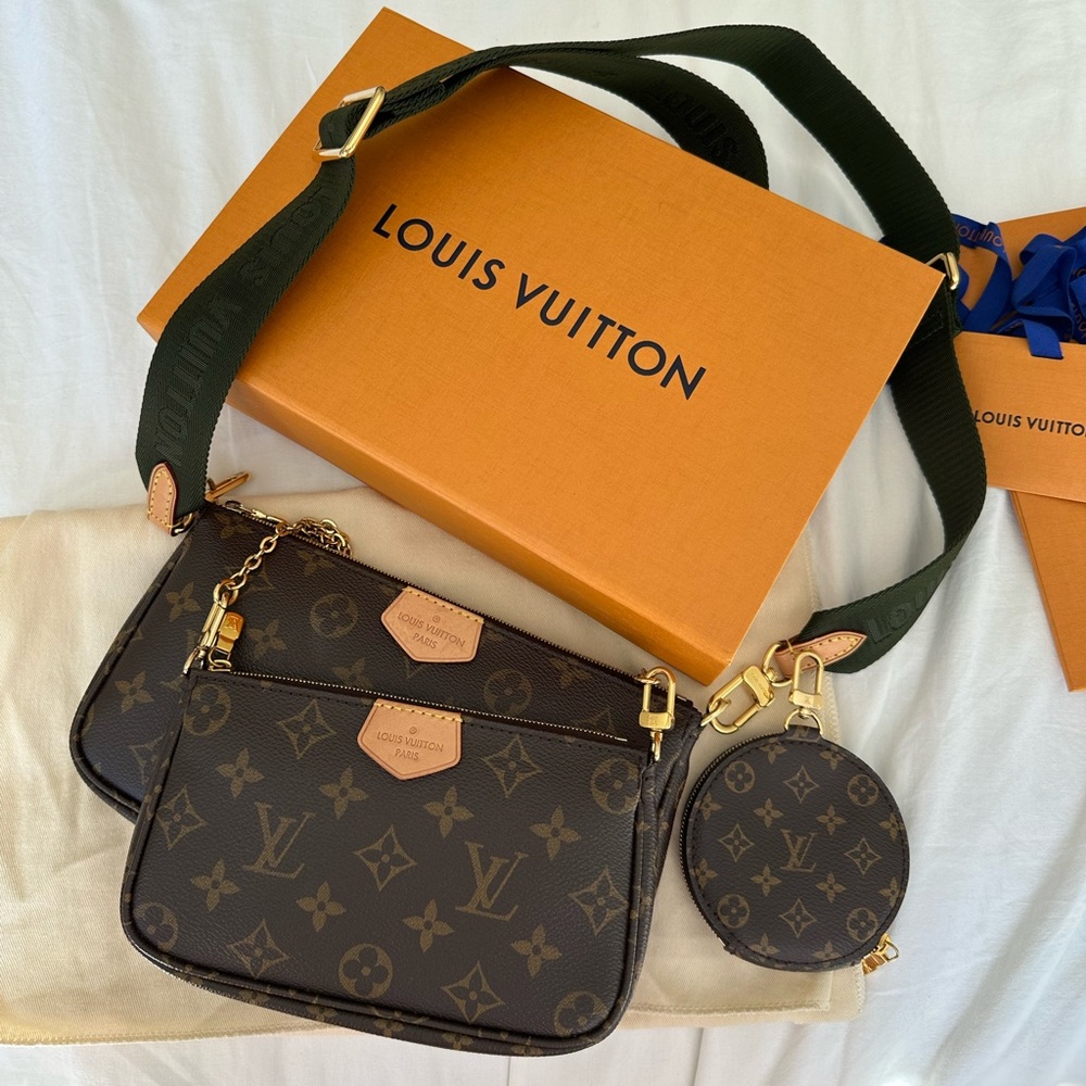 Louis Vuitton Monogram Multi-Pochette Crossbody Bag with Green Strap